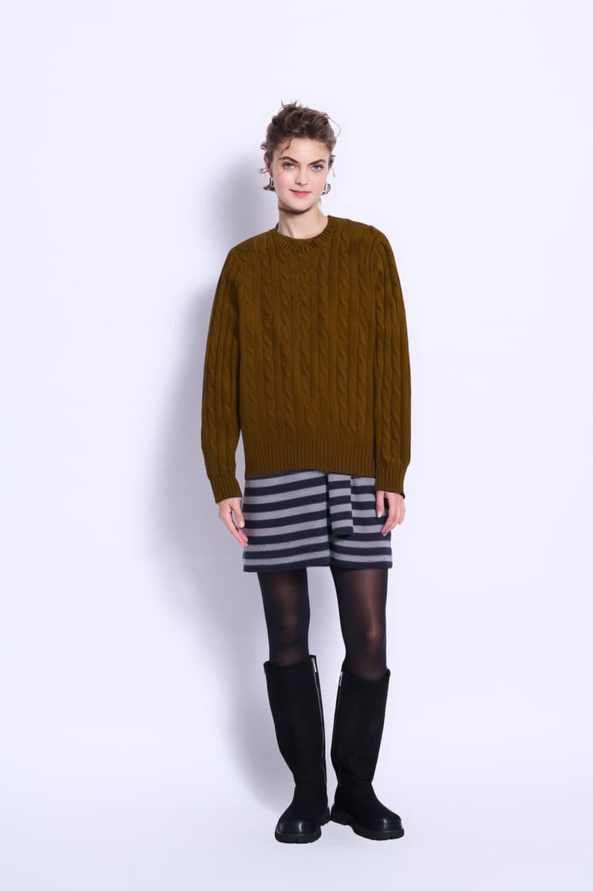 Second body, camel — six frames, one garment